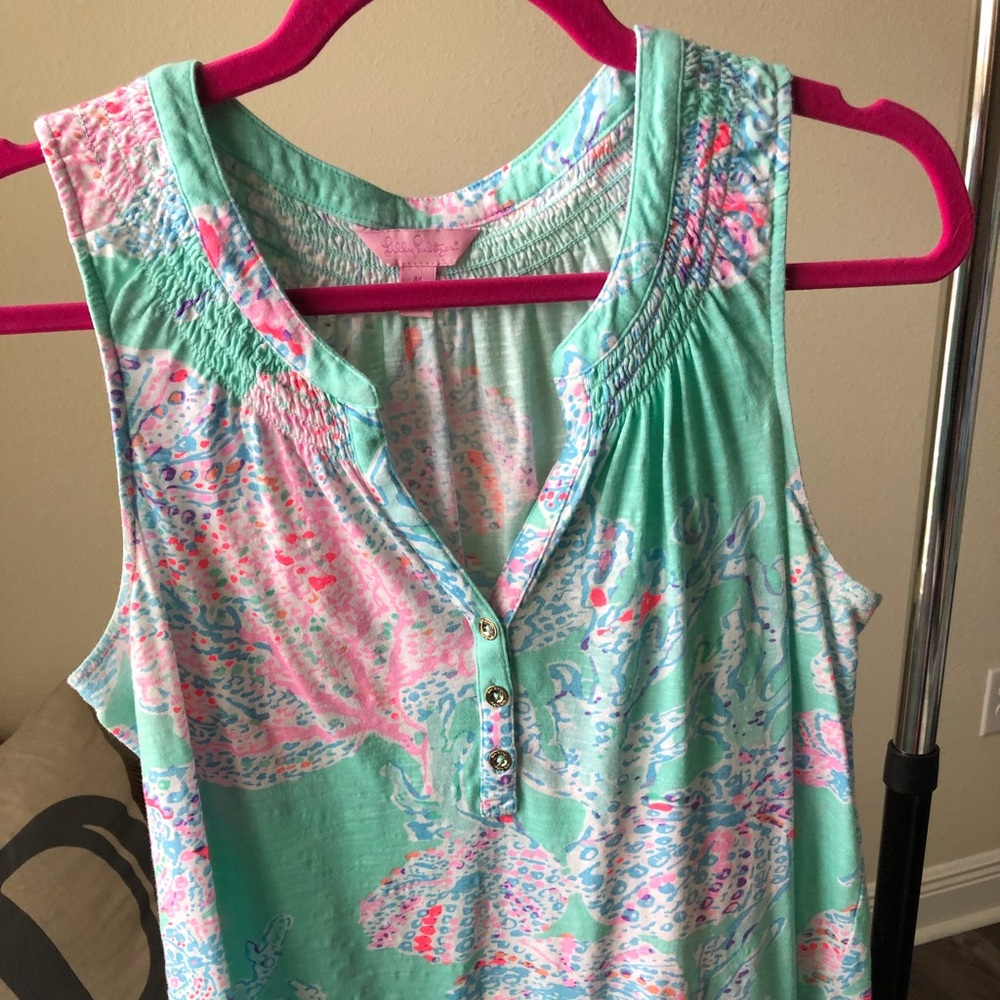 Lilly Pulitzer essie top